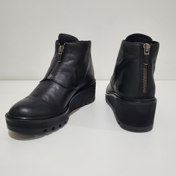 Eileen Fisher Chunky Ankle Boots Women's Size 5.5 - Picture 1 of 11